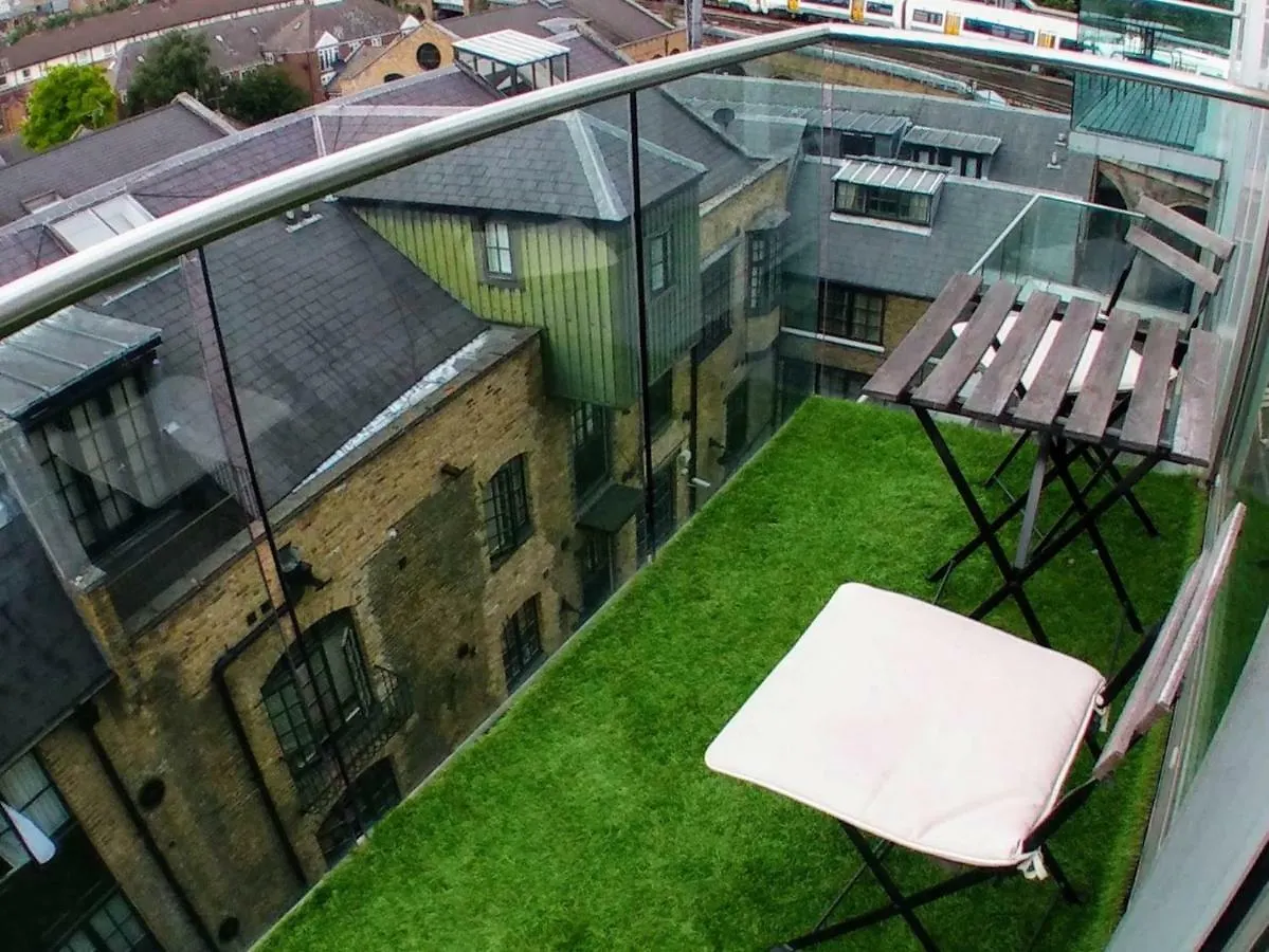 The Maltings Tower Bridge Apartment London