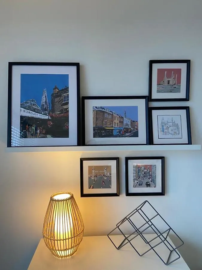 The Maltings Tower Bridge Apartment ロンドン