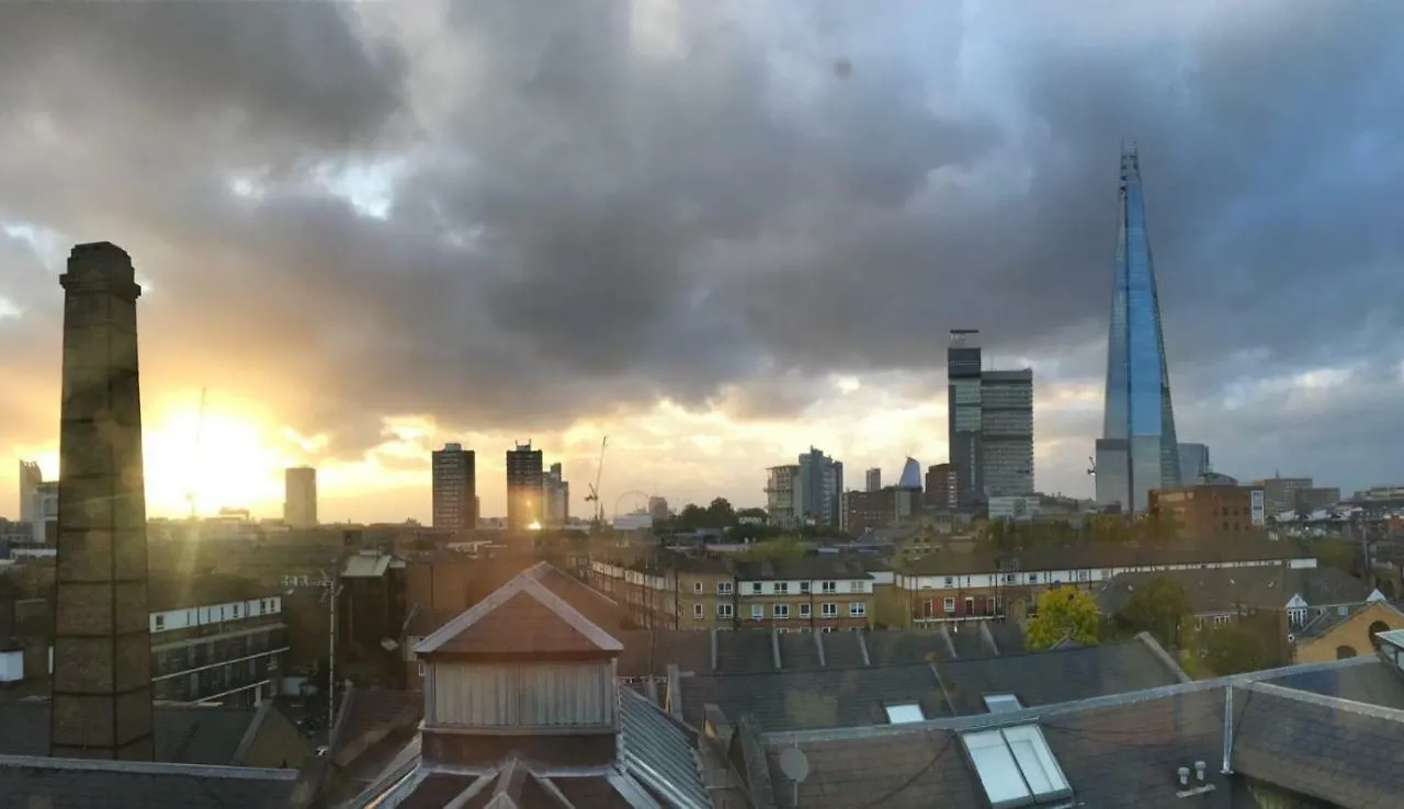 The Maltings Tower Bridge Apartment ロンドン イギリス